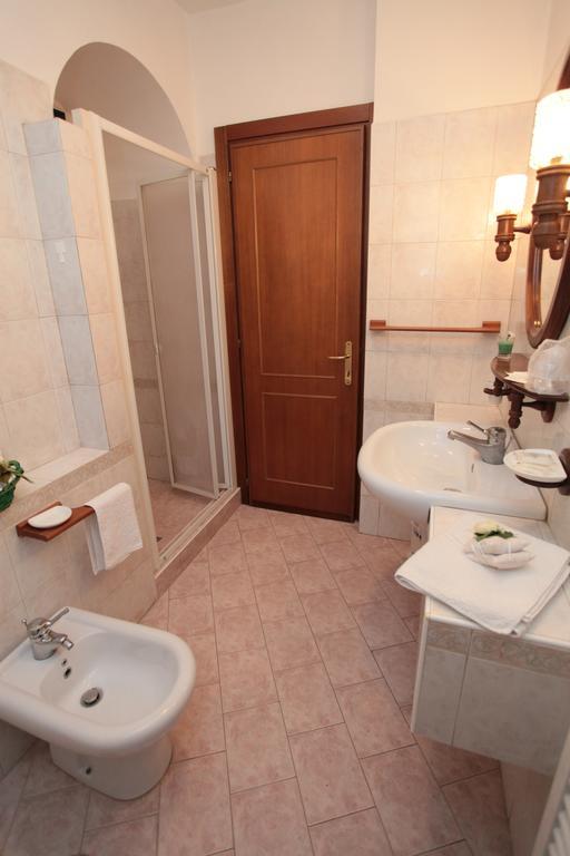 Appartamenti Il Borgo ริโวตอร์โต ห้อง รูปภาพ